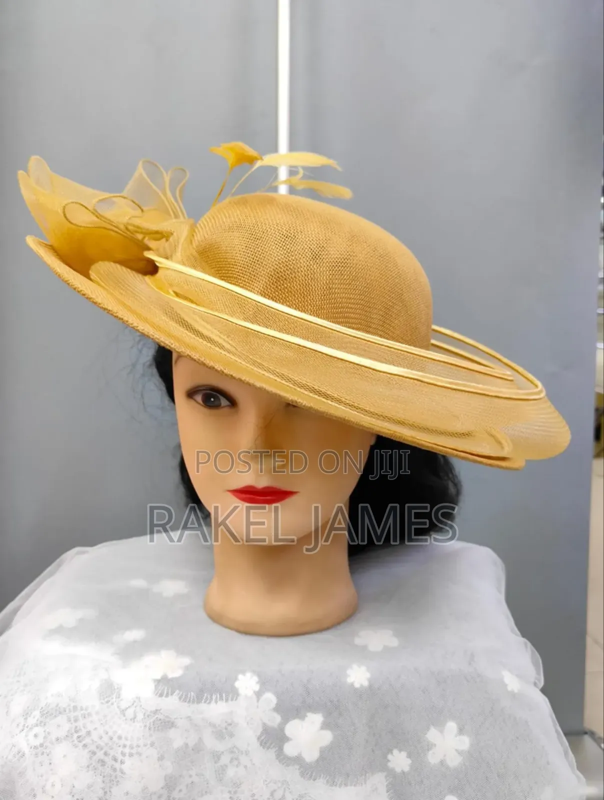Fancy Gold Hatinator