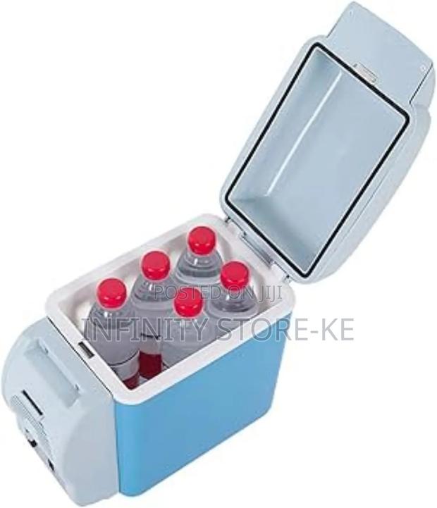 7.5 LTRS Portable Mini Car Fridge Cooler/Warmer - thumbnail 2