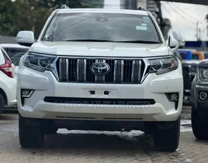 Toyota Land Cruiser Prado 2.8 2021 Pearl