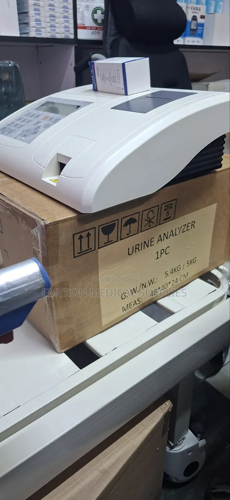 Urine Analyzer