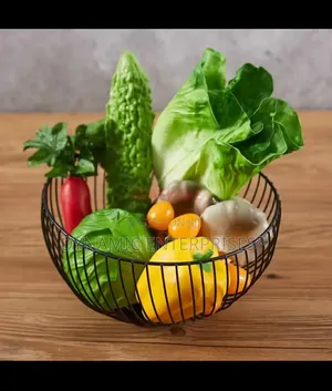 Black Metal Wire Fruit Basket