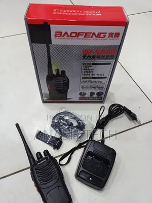 Baofeng Bf-888s Walkie-Talkie (1 Pair 2 Pieces) 3km Range 16 Channel