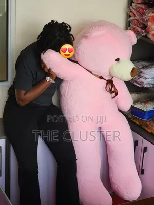 Fluffy Giant Teddy Bear (140cm) – Birthday Surprise Gift