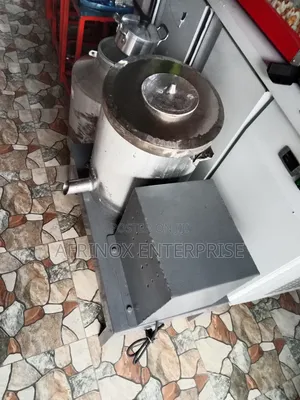 Commercial Potato Peeler Machine
Peels Kilos of Potatoes in Minutes.