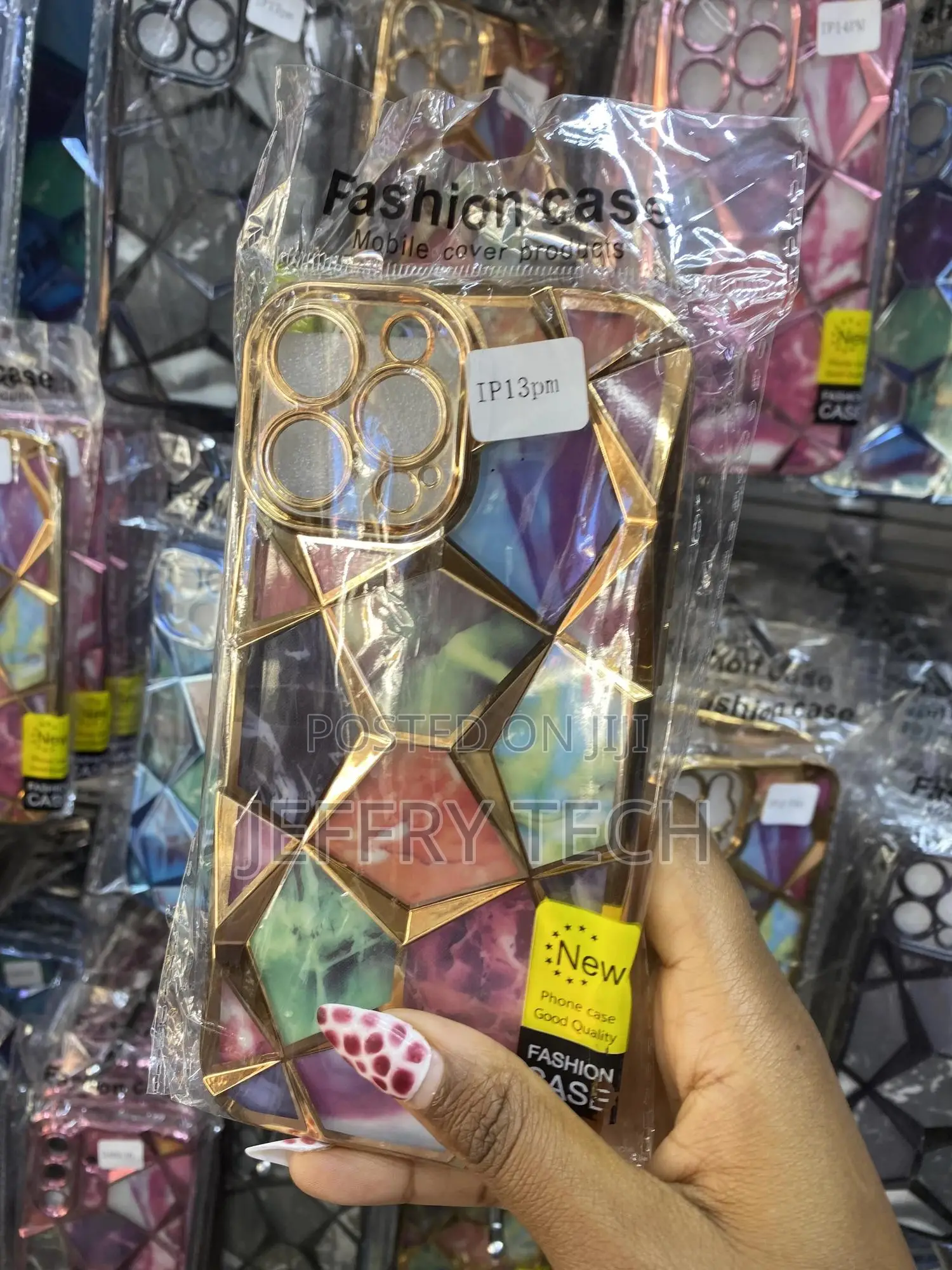Resouris Geometric Shape Diamond Pattern Case for iPhone 13 Pro Max