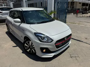 Suzuki Swift RS 2019 White