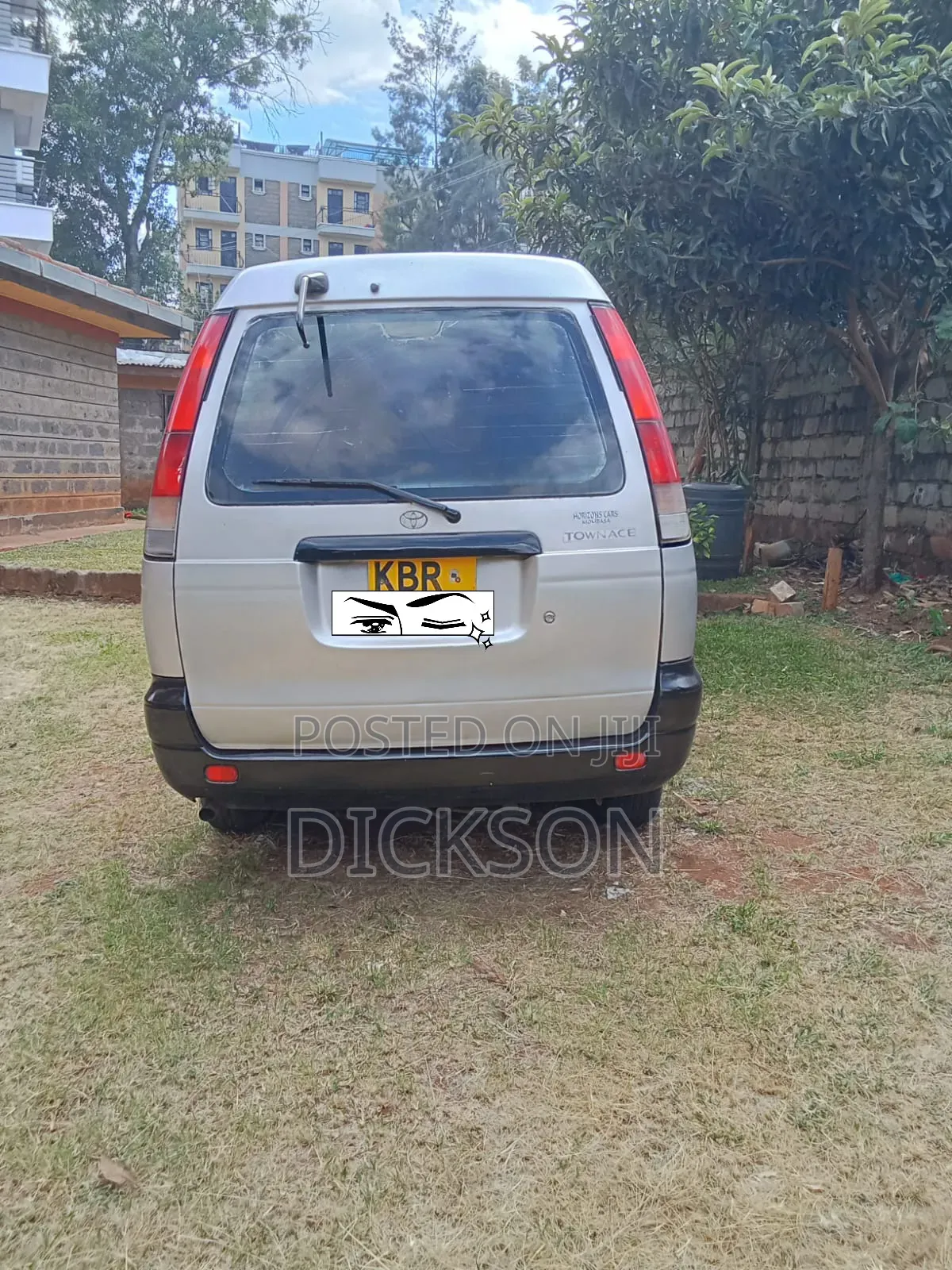 Toyota HiAce 2004 Silver