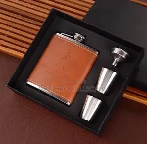 Portable Hip Flask/Whisky Bottle Set*
