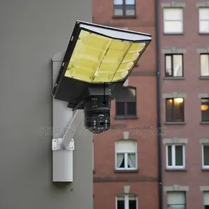 Energy Saving 4g Multiple Lens Solar Camera With Solar Street Light