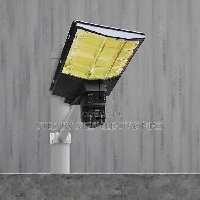 4g Multiple Lens Night Vision Solar Camera With Solar Street Light