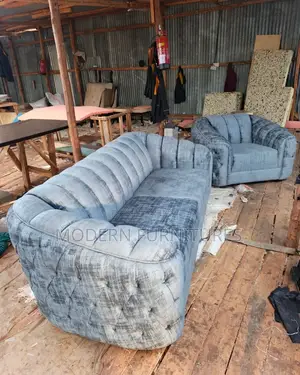 4 Seater Chesterfield Sofa