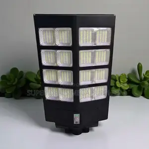 2000w Solar Lamp With Plug and Play Installation and High Durability