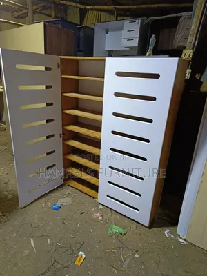 High‐Gloss Shoe Storage Cabinet
