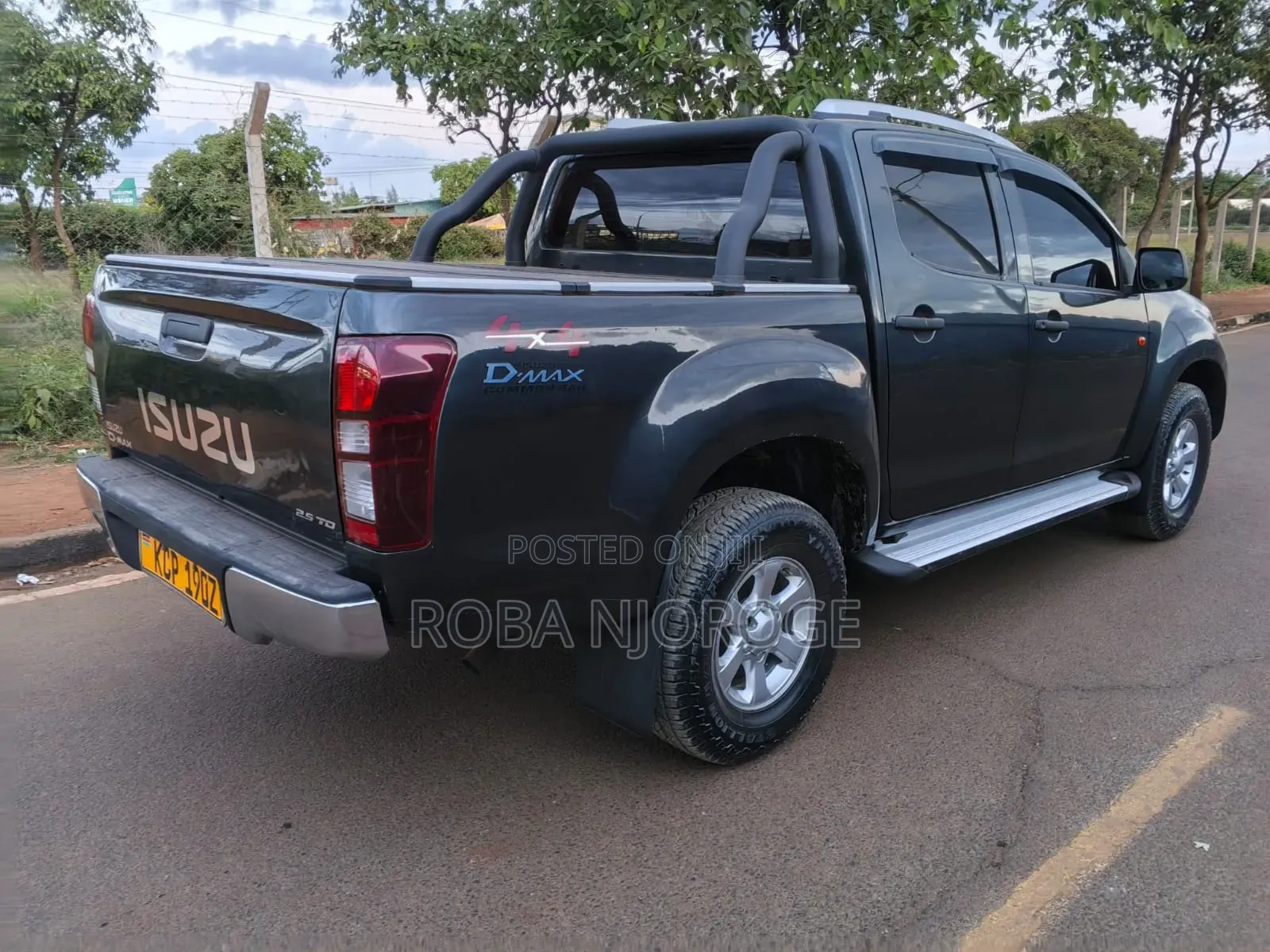 Isuzu D-MAX 2018 Green