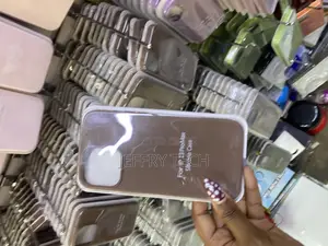 Zelony iPhone 13 Pro Max Liquid Silicone Case With Microfiber Lining