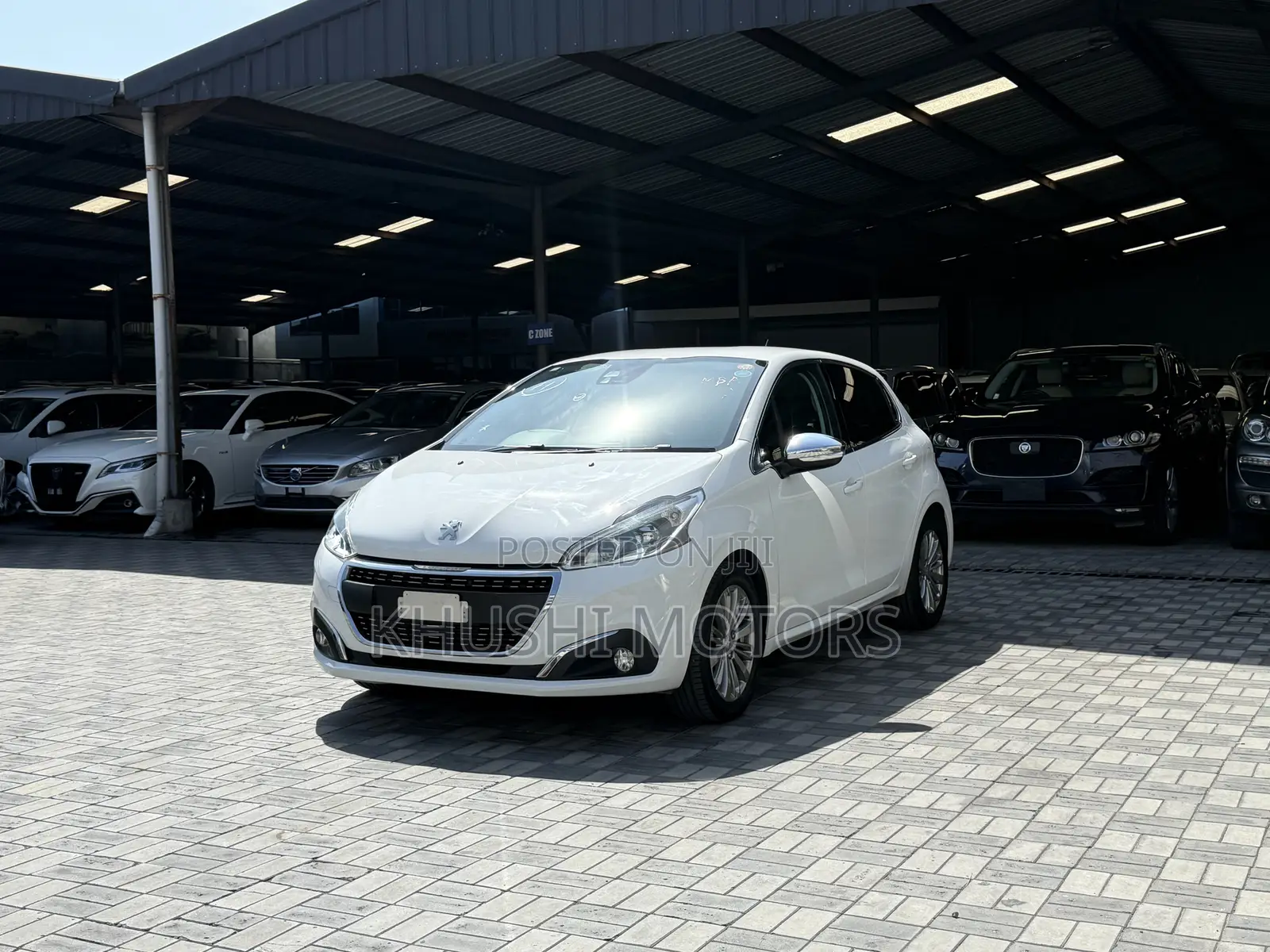 Peugeot 208 2019 White