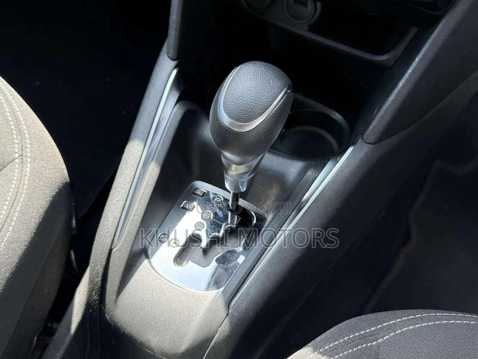 Peugeot 208 2019 White