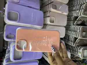 Guagua for iPhone 14 Liquid Silicone Case With Microfiber Lining