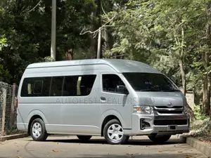 Toyota HiAce 2019 Silver