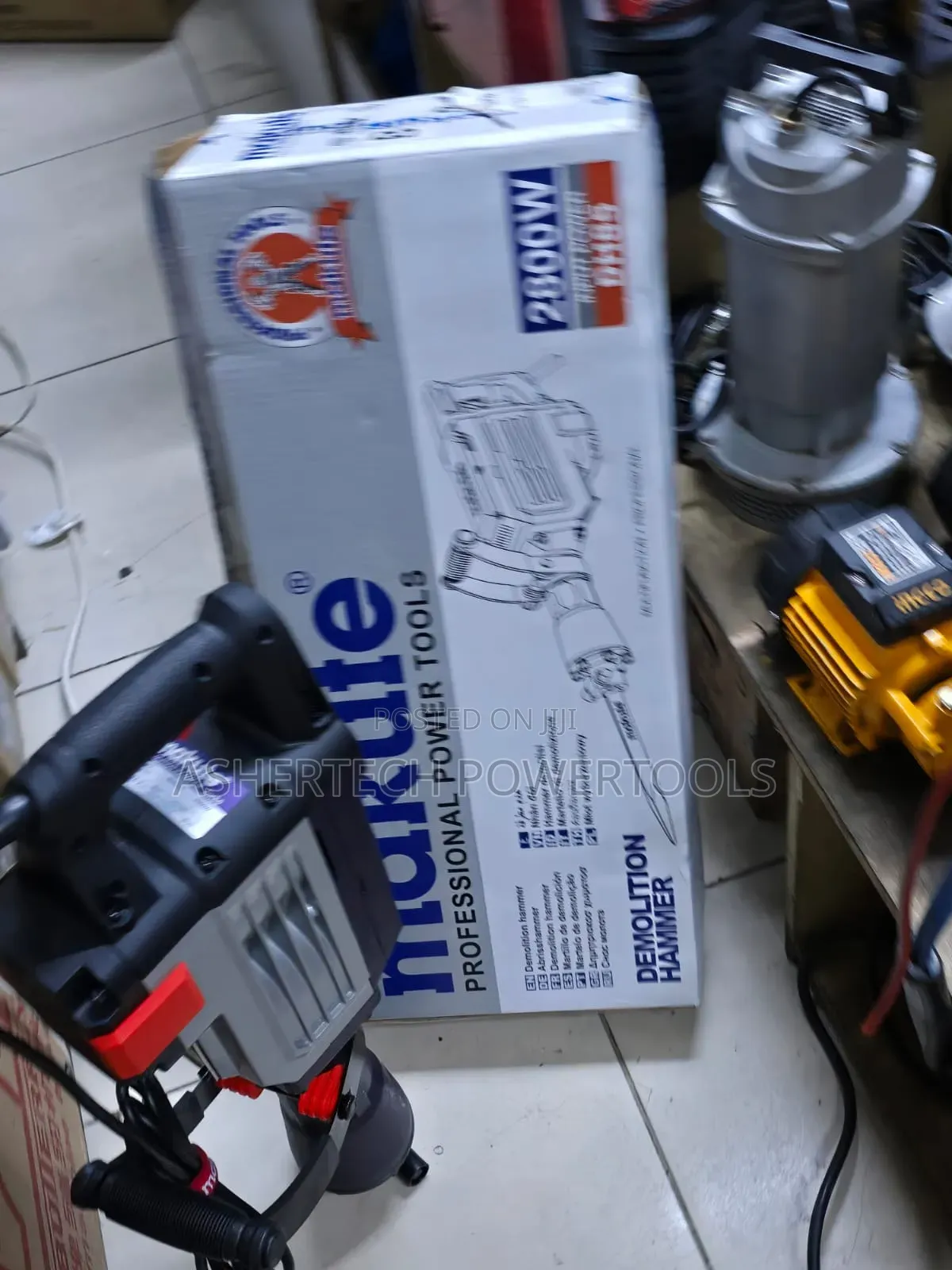 Makute Demolition Hammer 2600w
