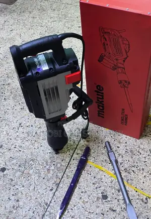 Makute Demolition Hammer