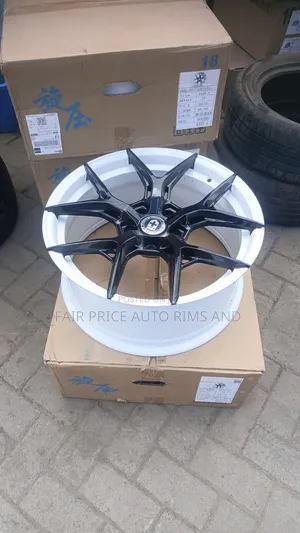 Whie And Black 112/114 Sports Rims 18 Inches