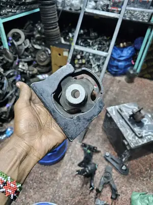 Crossmember Mounting For Premio
