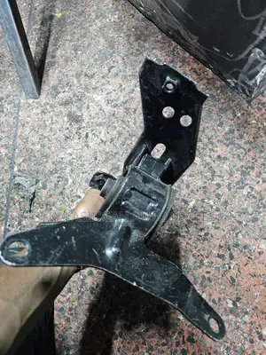 Fielder 161 Gearbox Mounting
