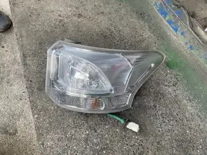 Mitsubishi Outlander Taillight(Body Light 2015 Model-Clear)