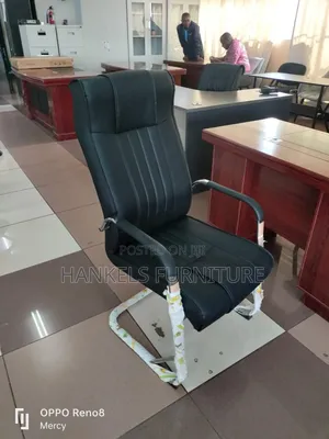 Sturdy Office Chair Without Wheels – Comfortable Durable