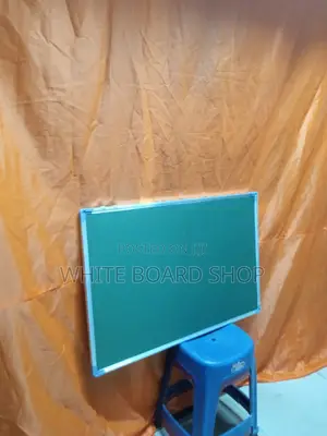 Green Pin Board A1