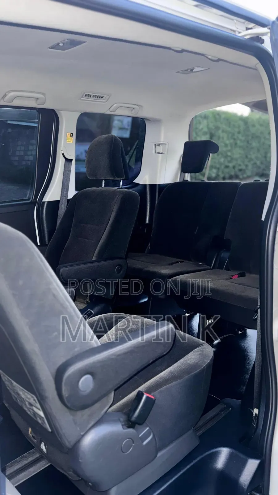 Chauffeur With Driver,. Long Term Is Open to Self Drive
