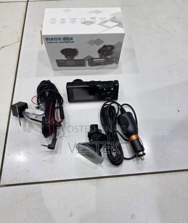 Dashcam Night Vision Recording 3 in 1 Car Dashcam With Memory Card - main view