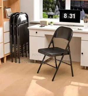 Compact Foldable Chair – Easy Storage, Maximum Comfort