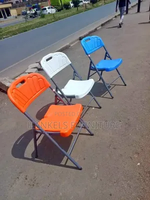 Foldable Chair – Strong Build, Pocket-Friendly Price