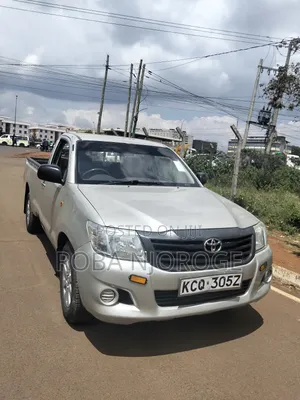 Toyota Hilux 2.5 D-4D SRX 2010 Silver