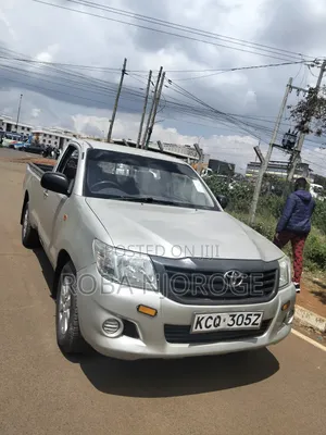 Toyota Hilux 2.5 D-4D SRX 2010 Silver
