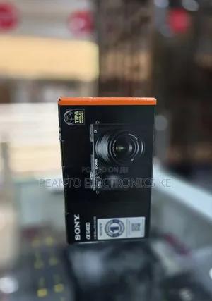 Sony Alpha A6400 Mirrorless Digital Camera E 18-135mm