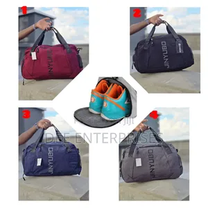 Jinyubo Gym Duffle Bag With Shoe Compartment