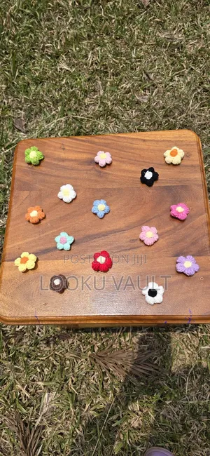 Decorative/Detachable Flower Pins for Bags