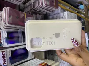 Simmers iPhone 11 Pro Liquid Silicone Cover With Microfiber Lining