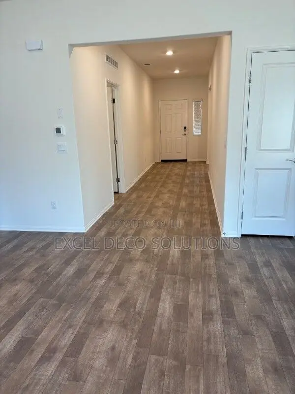 High-Traffic? No Problem- Laminate Floor Boards