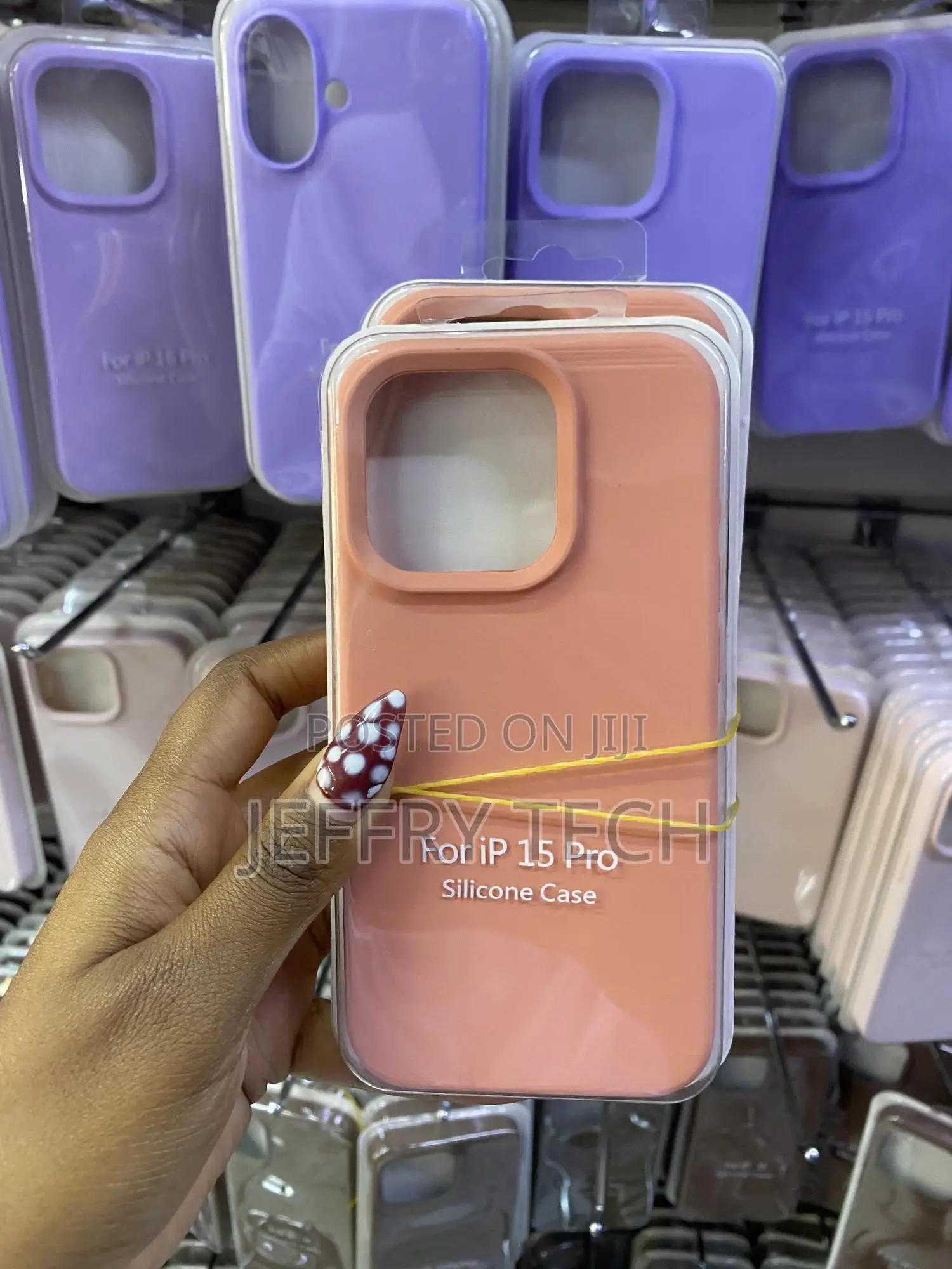 Sawear Apple iPhone 15 Pro Liquid Silicone Case With Microfiber Lining