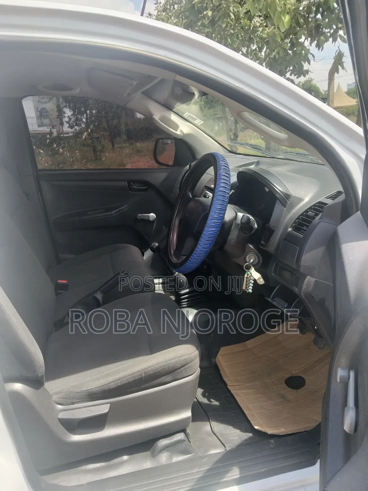 Isuzu D-MAX 2023 White