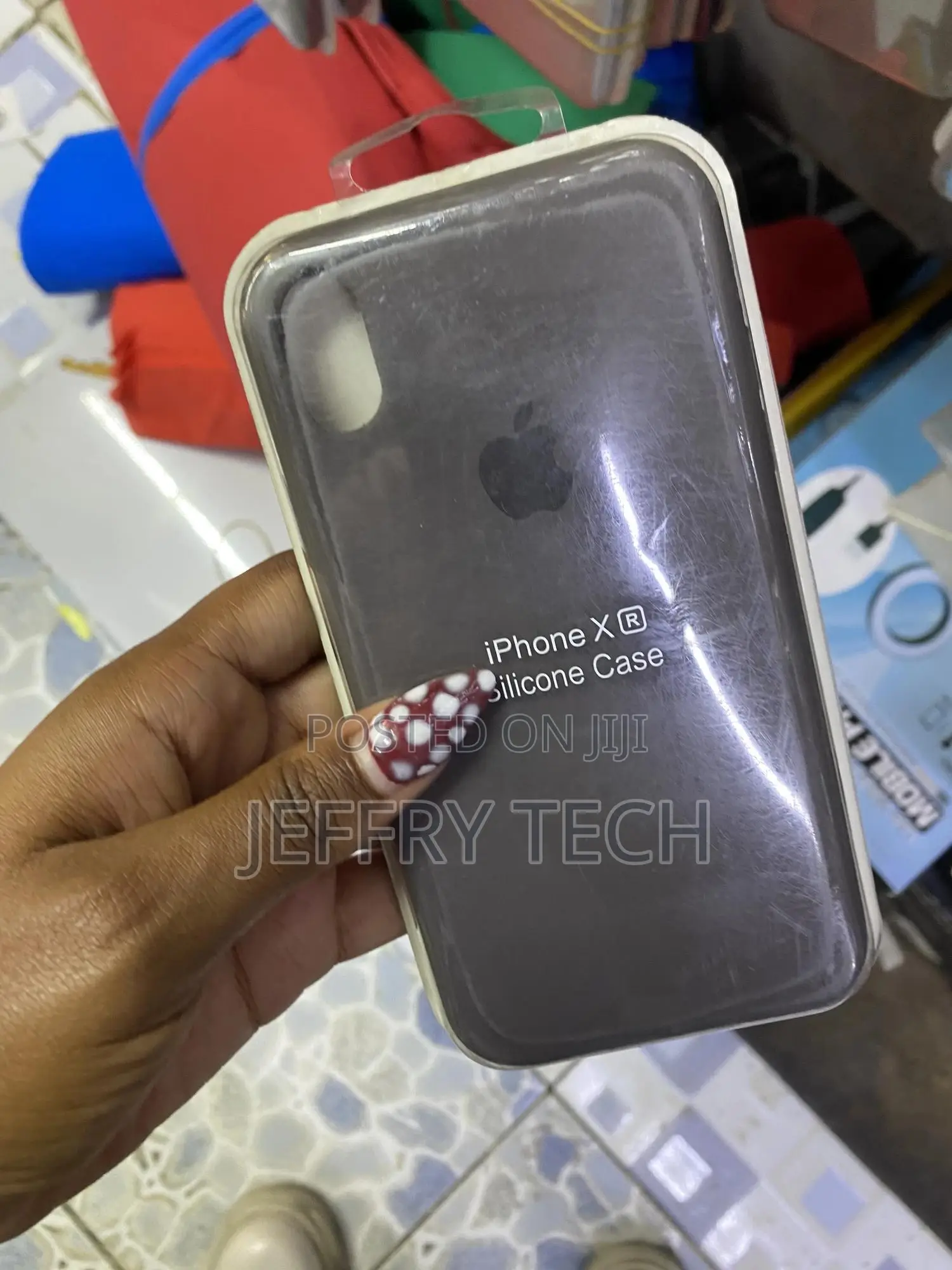 Surphy iPhone Xr Liquid Silicone Case With Microfiber Lining