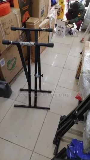 Double Keyboard Stand