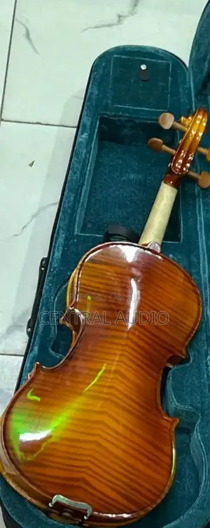 Maple Leaf Violin
