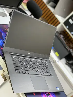 Laptop Dell Precision 5530 32GB Intel Core I7 SSD 512GB
