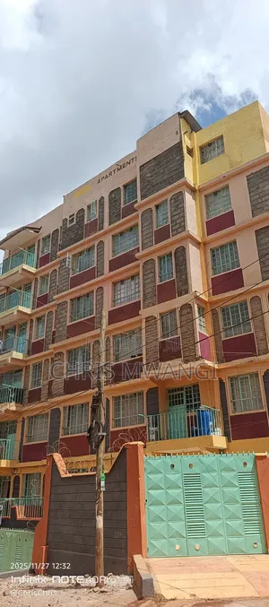 1bdrm Block of Flats in Season Estate for sale