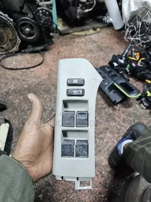 Ractis Door Main Switch